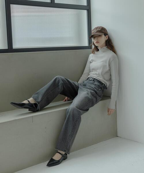 URBAN RESEARCH Sonny Label(アーバンリサーチサニーレーベル)の「『UR TECH』蓄熱ハイネックメロウプルオーバー(Tシャツ/カットソー・レディース・チャコールグレー/オフホワイト/グレー系その他/ブラック・FREE)」の15枚目の写真