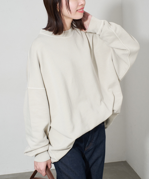 SLOBE IENA(スローブイエナ)の「《WEB限定/追加2》ビックシルエットピグメント裏毛プルオーバー(スウェット・レディース・ネイビー/ブラック系その他/ベージュ・FREE)」の20枚目の写真