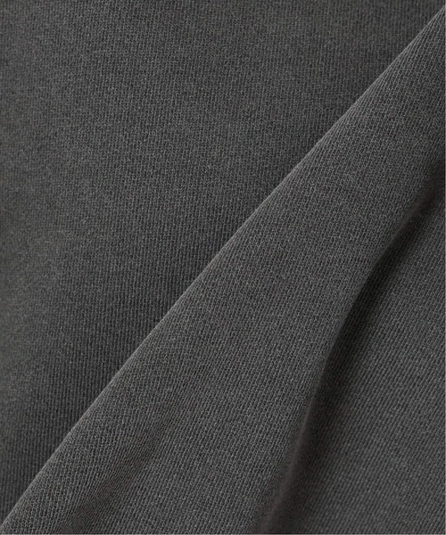 SLOBE IENA(スローブイエナ)の「《WEB限定/追加2》ビックシルエットピグメント裏毛プルオーバー(スウェット・レディース・ネイビー/ブラック系その他/ベージュ・FREE)」の10枚目の写真