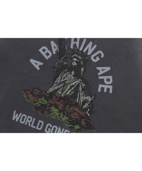 A BATHING APE(アベイシングエイプ)の「DESTROY WASHED EFFECT RELAXED FIT CREWNECK SWEATSHIRT(スウェット・メンズ・ブラック/アイボリー・SMALL/MEDIUM/LARGE/X-LARGE/XX-LARGE/XXX-LARGE)」の6枚目の写真