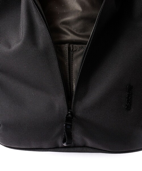 NOLLEY’S（ノーリーズ）の「【Incase/インケース】Tracks Two-Way Brief（バックパック/リュック・メンズ・ブラック・FREE）」の9枚目の写真