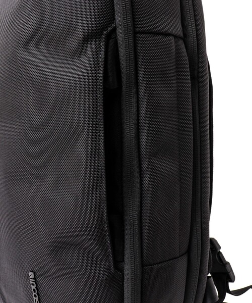 NOLLEY’S（ノーリーズ）の「【Incase/インケース】Tracks Two-Way Brief（バックパック/リュック・メンズ・ブラック・FREE）」の6枚目の写真