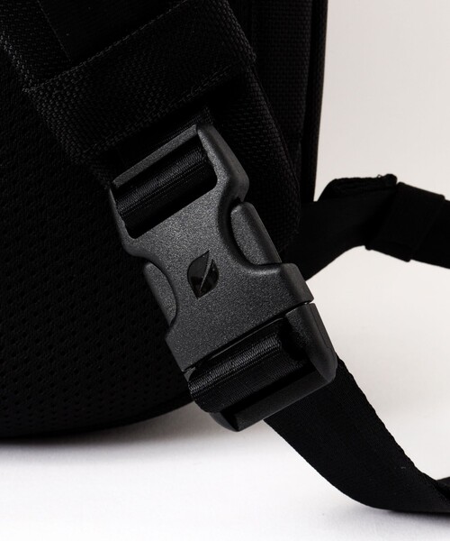 NOLLEY’S（ノーリーズ）の「【Incase/インケース】Tracks Two-Way Brief（バックパック/リュック・メンズ・ブラック・FREE）」の16枚目の写真