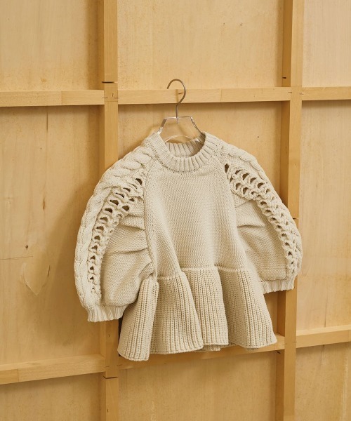 TODAYFUL(トゥデイフル)の「【TODAYFUL/トゥデイフル】Puffsleeve Knit Tops/パフスリーブニットトップス(ニット/セーター・レディース・キナリ/チャコールグレー・FREE)」の17枚目の写真