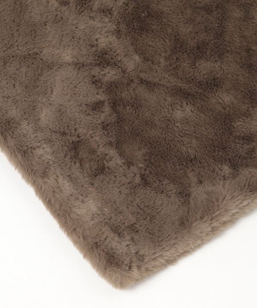 studio CLIP(スタディオクリップ)の「フェイクファーBIG三角ストール(ストール/ショール・レディース・ナチュラル/モカ・FREE)」の5枚目の写真