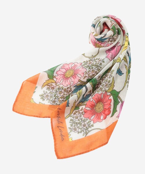 MACKINTOSH LONDON（マッキントッシュ ロンドン）の「【婦人画報11月号掲載】colomboバイブリーフラワースカーフ（マフラー・レディース・オフホワイト・FREE）」の3枚目の写真