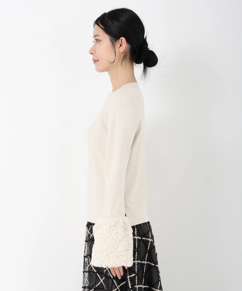 STRAWBERRY-FIELDS（ストロベリーフィールズ）の「シェルストレッチ_袖口フェイクファーニット（ニット/セーター・レディース・キナリ/モカ・2）」の11枚目の写真