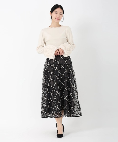 STRAWBERRY-FIELDS（ストロベリーフィールズ）の「シェルストレッチ_袖口フェイクファーニット（ニット/セーター・レディース・キナリ/モカ・2）」の4枚目の写真