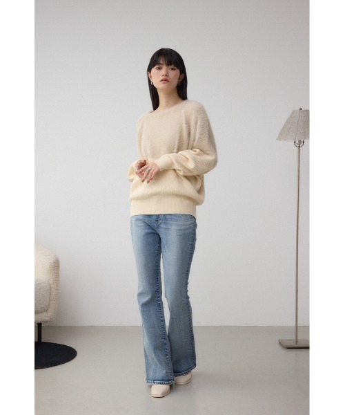 AZUL by moussy（アズールバイマウジー）の「シャギー切替ドルマンニット（ニット/セーター・レディース・アイボリー/ブラック/グレー・FREE）」の6枚目の写真