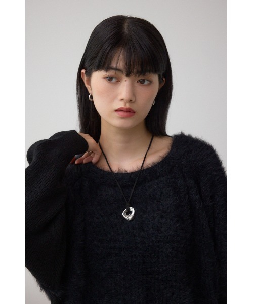 AZUL by moussy（アズールバイマウジー）の「シャギー切替ドルマンニット（ニット/セーター・レディース・アイボリー/ブラック/グレー・FREE）」の15枚目の写真
