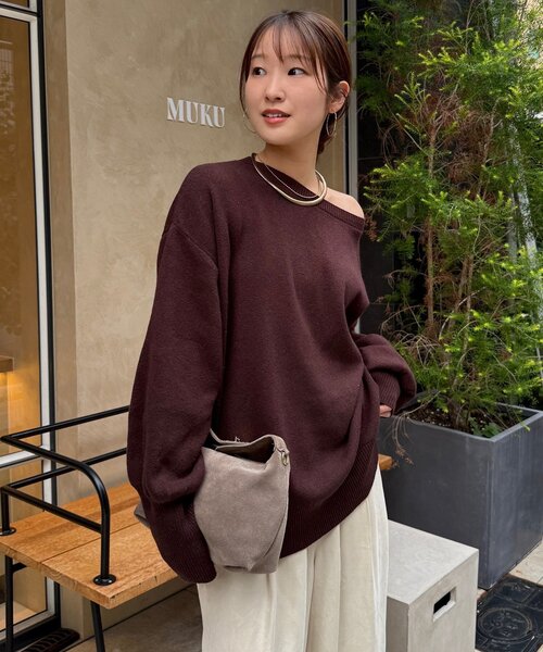 DouDou（ドゥドゥ）の「【インフルエンサーREI企画】ルーズニット（ニット/セーター・レディース・ブラウン/チャコールグレー/オフホワイト・FREE）」の3枚目の写真