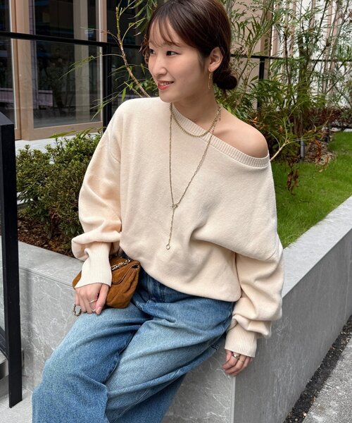 DouDou（ドゥドゥ）の「【インフルエンサーREI企画】ルーズニット（ニット/セーター・レディース・ブラウン/チャコールグレー/オフホワイト・FREE）」の16枚目の写真