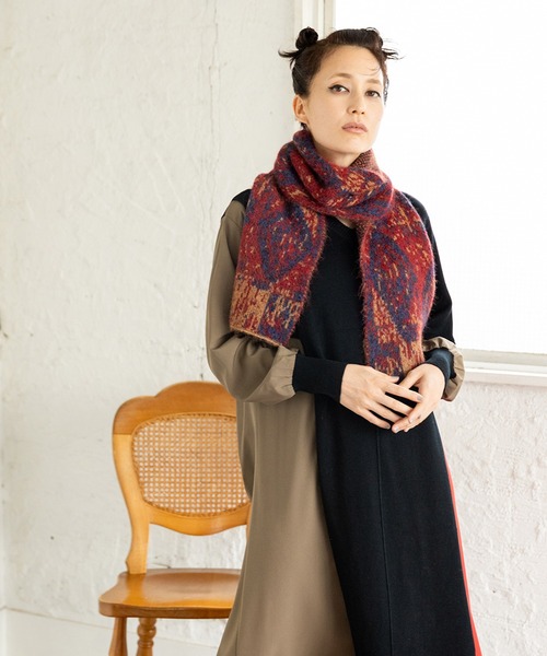 OSMOSIS（オズモーシス）の「ダイヤ柄ジャガードストール（ストール/ショール・レディース・カーキ/ブラック/レッド・ONE SIZE）」の3枚目の写真