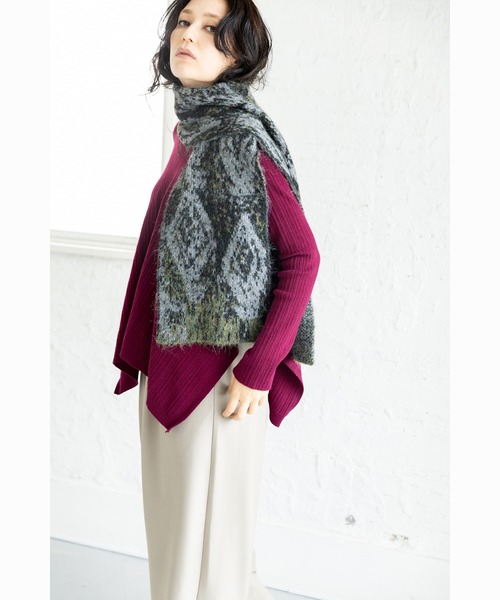 OSMOSIS（オズモーシス）の「ダイヤ柄ジャガードストール（ストール/ショール・レディース・カーキ/ブラック/レッド・ONE SIZE）」の8枚目の写真