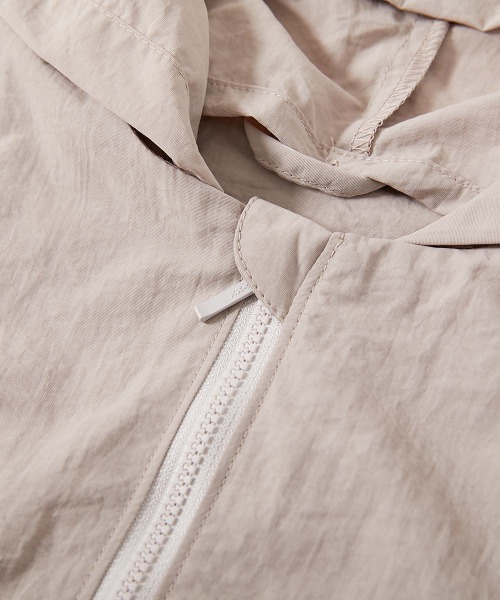 devirock（デビロック）の「【水はじく】 撥水ナイロン フードが取り外せる フリル ウインドブレーカー（ナイロンジャケット・キッズ・ブルー系/ネイビー/アイボリー/ピンクベージュ・100cm/110cm/120cm/130cm/140cm/150cm/160cm）」の12枚目の写真