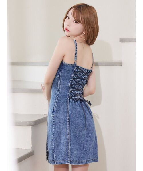 EATME(イートミー)の「BACKレースアップデニムワンピセット(ワンピース・レディース・ブルー/ブラック・SMALL/MEDIUM)」の3枚目の写真