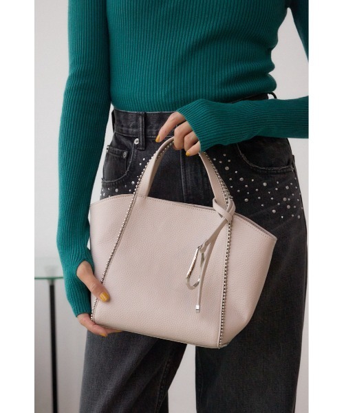 AZUL by moussy（アズールバイマウジー）の「メタルパーツミニトートバッグ（ショルダーバッグ・レディース・ダークグリーン/ブラック/グレイッシュベージュ・FREE）」の17枚目の写真