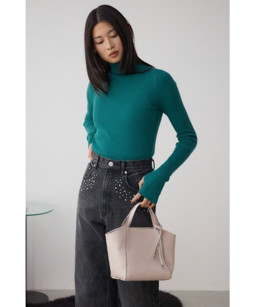 AZUL by moussy（アズールバイマウジー）の「メタルパーツミニトートバッグ（ショルダーバッグ・レディース・ダークグリーン/ブラック/グレイッシュベージュ・FREE）」の18枚目の写真