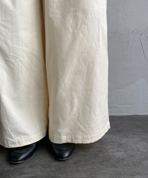 mizuiroind（ミズイロインド）の「[mizuiro ind/ミズイロインド] コーデュロイ タック ワイドパンツ（その他パンツ・レディース・アイボリー/ブラック・F）」の5枚目の写真