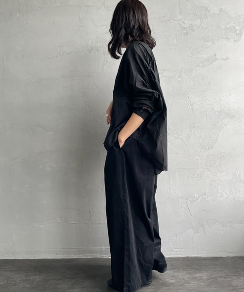 mizuiroind（ミズイロインド）の「[mizuiro ind/ミズイロインド] コーデュロイ タック ワイドパンツ（その他パンツ・レディース・アイボリー/ブラック・F）」の11枚目の写真