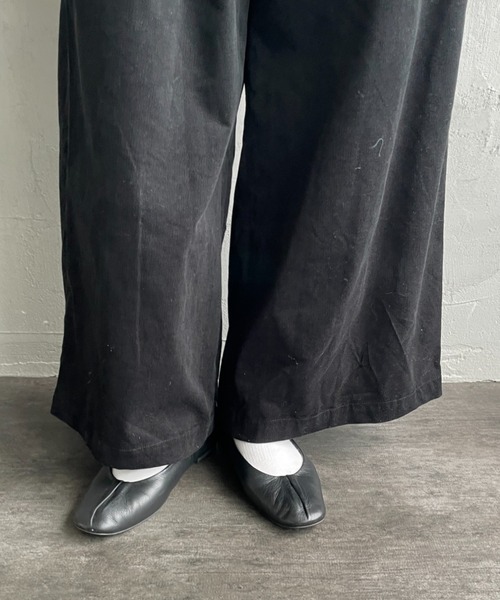 mizuiroind（ミズイロインド）の「[mizuiro ind/ミズイロインド] コーデュロイ タック ワイドパンツ（その他パンツ・レディース・アイボリー/ブラック・F）」の14枚目の写真