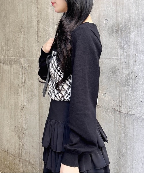INGNI(イング)の「チェック柄デコルテオープンニット(ニット/セーター・レディース・ホワイト系その他2/ベージュ系1/ブラック系その他6・M)」の13枚目の写真