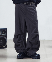 NODE LABS（ノードラボ）の「DEV:7 NYLON PARACHUTE PANTS_WARM GREY（その他パンツ）」