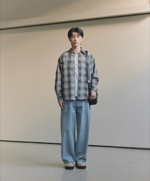 NONBLANK(ノンブランク)の「ピンタックチェックシャツ_BEIGE(シャツ/ブラウス・メンズ・ベージュ・MEDIUM/LARGE/X-LARGE)」の11枚目の写真