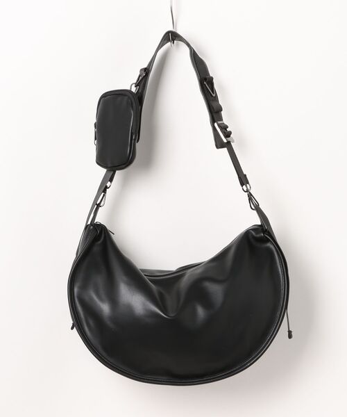 WESTBOY（ウエストボーイ）の「レザーライク カーブ ビッグショルダーバッグ WO25W12BG04（ショルダーバッグ・メンズ・ブラック・FREE）」の10枚目の写真