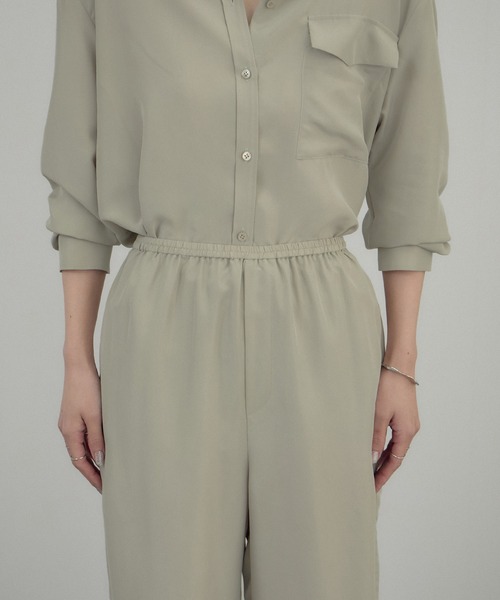 SALON adam et rope'（サロン アダム エ ロペ）の「[26SS]GENTLE SILK パンツ / セットアップ対応・洗える（その他パンツ・レディース・ベージュ系その他/ブラック・S/M）」の19枚目の写真