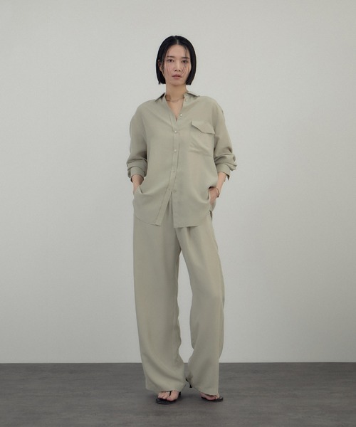 SALON adam et rope'（サロン アダム エ ロペ）の「[26SS]GENTLE SILK パンツ / セットアップ対応・洗える（その他パンツ・レディース・ベージュ系その他/ブラック・S/M）」の9枚目の写真