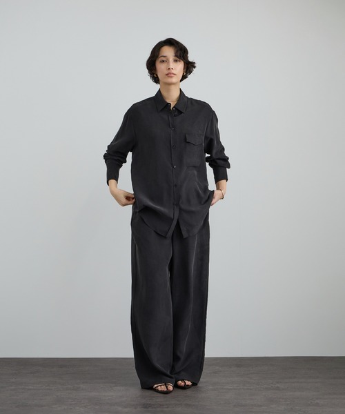 SALON adam et rope'（サロン アダム エ ロペ）の「[26SS]GENTLE SILK パンツ / セットアップ対応・洗える（その他パンツ・レディース・ベージュ系その他/ブラック・S/M）」の21枚目の写真