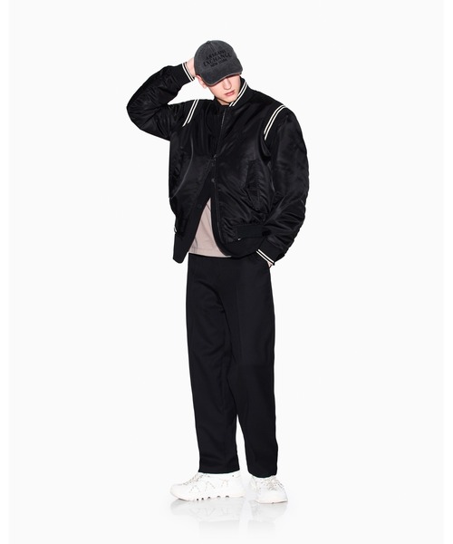 ARMANI EXCHANGE(アルマーニエクスチェンジ)の「【A|X アルマーニ エクスチェンジ】AXロゴ シャイニーボンバージャケット(ブルゾン・メンズ・ブラック・X-SMALL/SMALL/MEDIUM/X-LARGE/LARGE)」の4枚目の写真
