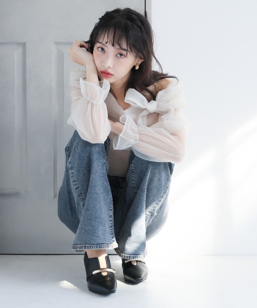 VIVIAN(ヴィヴィアン)の「スリットデザインゴールドモチーフパンプス(パンプス・レディース・ダークブラウン/ブラック・S/M/L/LL)」の7枚目の写真