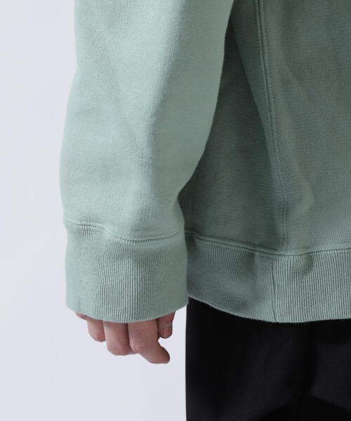 ATON（エイトン）の「ATON（エイトン）NATURAL DYED URAKE | OVERSIZED SWEAT SHIRT【2026年入荷モデル】（スウェット・メンズ・ブルー/モスグリーン・6/4）」の11枚目の写真