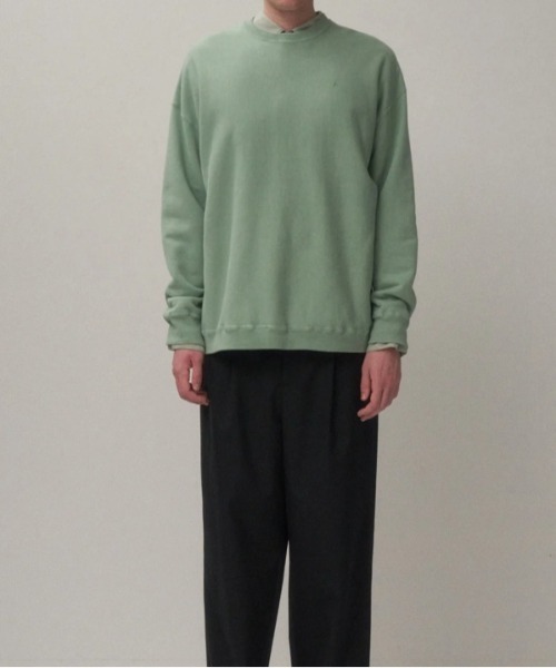 ATON（エイトン）の「ATON（エイトン）NATURAL DYED URAKE | OVERSIZED SWEAT SHIRT【2026年入荷モデル】（スウェット・メンズ・ブルー/モスグリーン・6/4）」の4枚目の写真