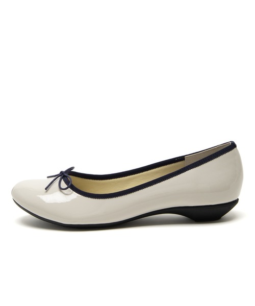 JELLY BEANS(ジェリービーンズ)の「【レイン対応】レインモールドソールバレエシューズ【Made in Japan】(325-61320)JELLY BEANS(ジェリービーンズ)(レインシューズ・レディース・アイボリー/グレイッシュベージュ・23/24/22.5/24.5/23.5)」の5枚目の写真