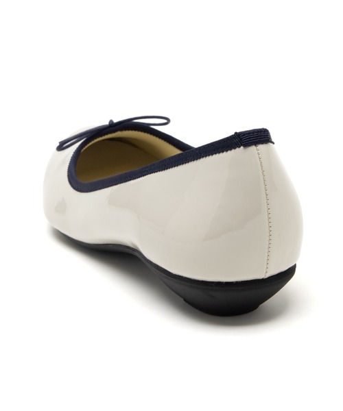 JELLY BEANS(ジェリービーンズ)の「【レイン対応】レインモールドソールバレエシューズ【Made in Japan】(325-61320)JELLY BEANS(ジェリービーンズ)(レインシューズ・レディース・アイボリー/グレイッシュベージュ・23/24/22.5/24.5/23.5)」の7枚目の写真