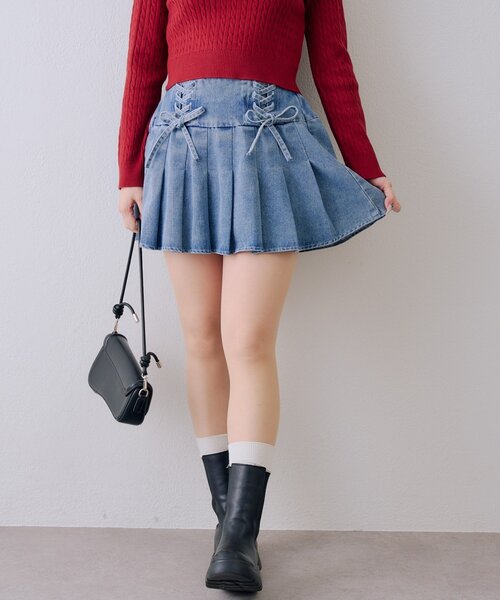 continuer de NICE CLAUP(コンティニューデナイスクラップ)の「【SETUP】レースUPミニプリーツスカート(デニムスカート・レディース・ブルー系その他/ブラック系その他/ブルー・FREE)」の4枚目の写真