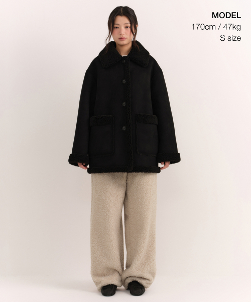 MUSINSA STANDARD WOMAN（ムシンサスタンダードウーマン）の「ウィメンズリバーシブル合成スエードシアリングハーフコート[ブラック]（チェスターコート・レディース・その他・S/M/LARGE/X-SMALL）」の9枚目の写真