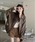 Ritzy�i���b�c�B�[�j�́u�I�[�o�[�T�C�Y �t�F�C�N���U�[ �W���P�b�g�i�s�[�R�[�g�j�v�b�u���E��