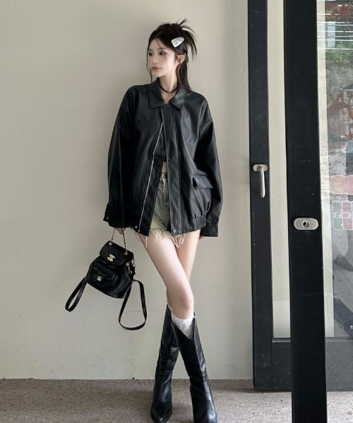 Ritzy(リッツィー)の「オーバーサイズ フェイクレザー ジャケット(ピーコート・レディース・ブラウン/ブラック・M)」の5枚目の写真