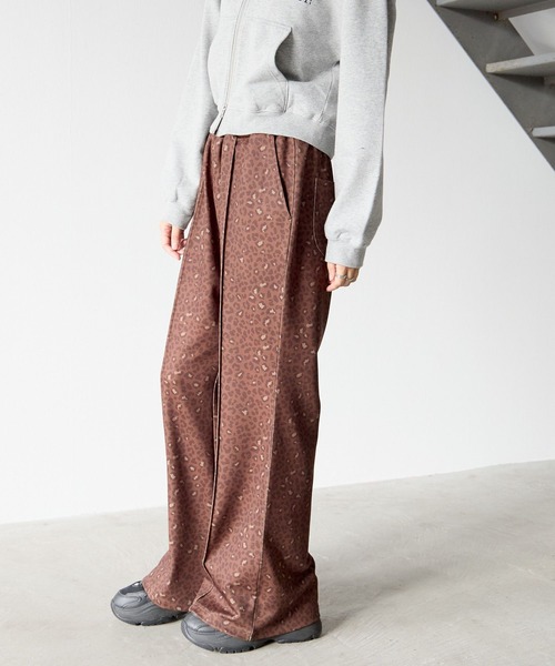 PBLIM（ページボーイリム）の「《UNISEX》COZY(コージー)カットフレアパンツ（その他パンツ・レディース・レオパード/ブラック/ネイビー・LARGE/MEDIUM/SMALL）」の18枚目の写真