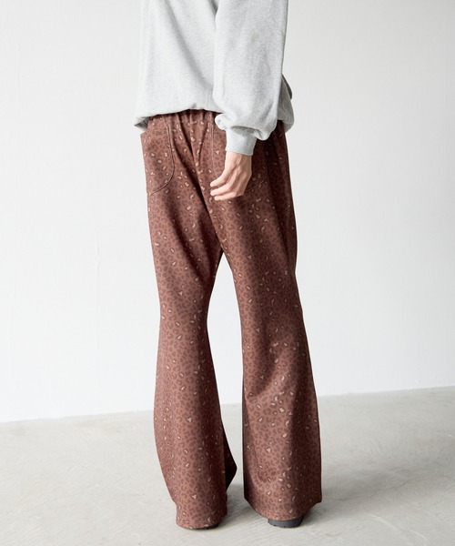 PBLIM（ページボーイリム）の「《UNISEX》COZY(コージー)カットフレアパンツ（その他パンツ・レディース・レオパード/ブラック/ネイビー・LARGE/MEDIUM/SMALL）」の11枚目の写真