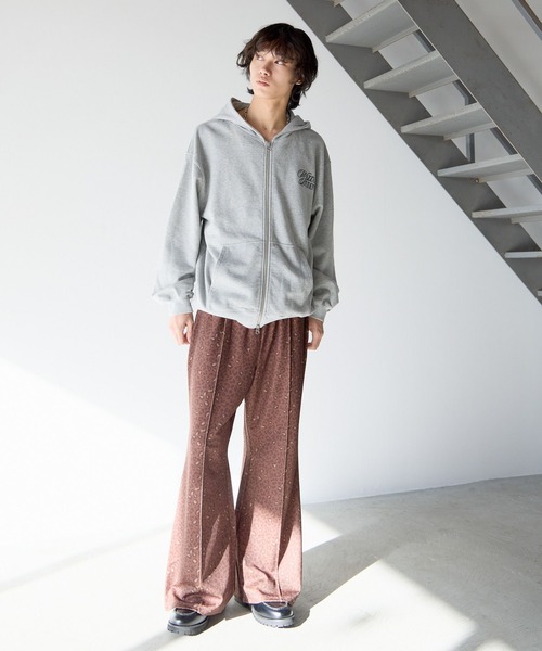 PBLIM（ページボーイリム）の「《UNISEX》COZY(コージー)カットフレアパンツ（その他パンツ・レディース・レオパード/ブラック/ネイビー・LARGE/MEDIUM/SMALL）」の12枚目の写真
