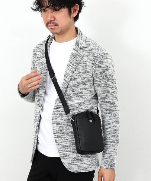 waku（ワク）の「【waku】レザーミニショルダーバッグ（WK-0107）（ショルダーバッグ・メンズ・ブラック/グレイッシュベージュ・FREE）」の9枚目の写真