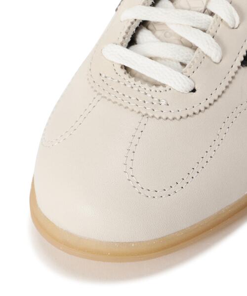 adidas(アディダス)の「◇adidas GAZELLE LO PRO W(スニーカー・レディース・オフホワイト/ダークブラウン/ピンク・24.0cm/23.5cm)」の7枚目の写真
