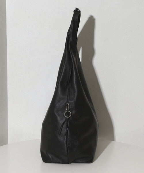 Firsthand（ファーストハンド）の「Firsthand/ファーストハンド Big Leather Marche Bag / ビッグ レザー マルシェバッグ / 牛革 / 撥水レザー（トートバッグ・メンズ・ブラック・ONE SIZE）」の8枚目の写真