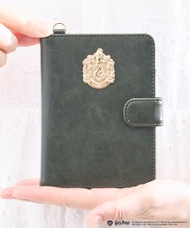 FLAPPER（フラッパー）の「FLAPPER フラッパー:ハリー・ポッター ホグワーツ４寮パスポートケース（パスポートケース）」