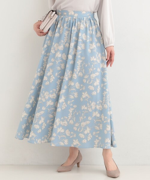 SHOO・LA・RUE（シューラルー）の「【着丈選べる】ふんわり揺れる アソート柄フレアスカート（スカート・レディース・アイボリー系6/ライトイエロー系/ブルー系6/ブラック系5・11/00）」の4枚目の写真